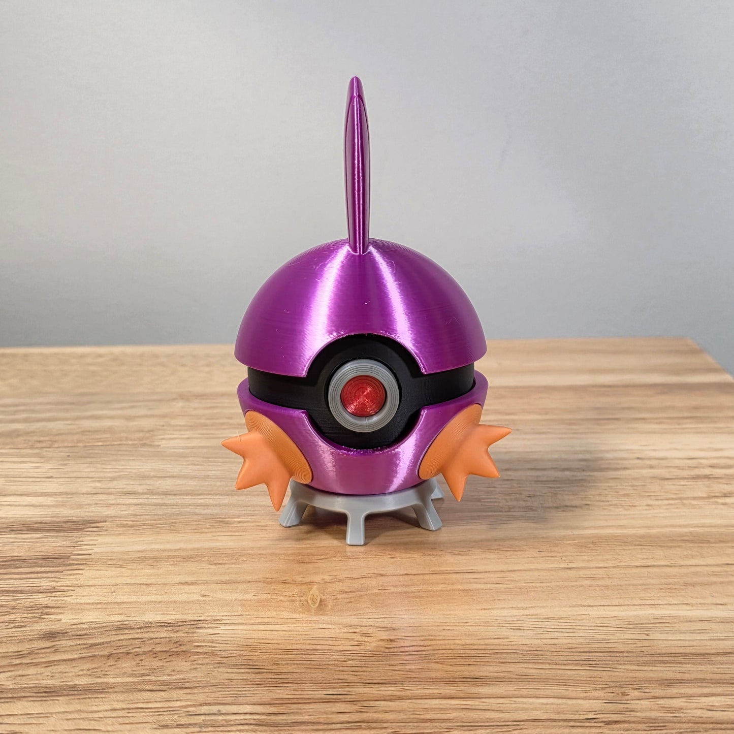 Mudkip Poke Ball | 3D Printed Display Ball