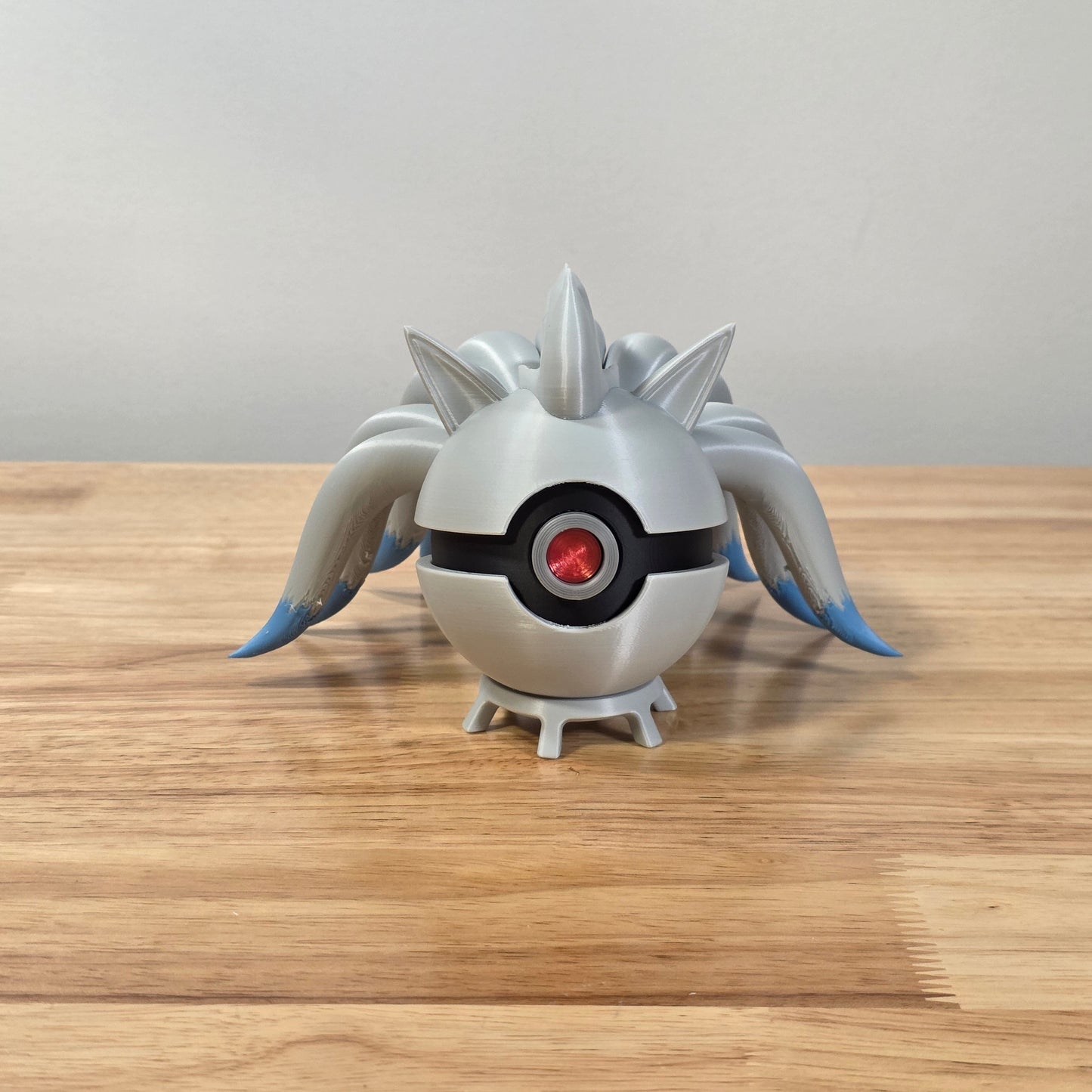 Ninetales Poke Ball | 3D Printed Display Ball