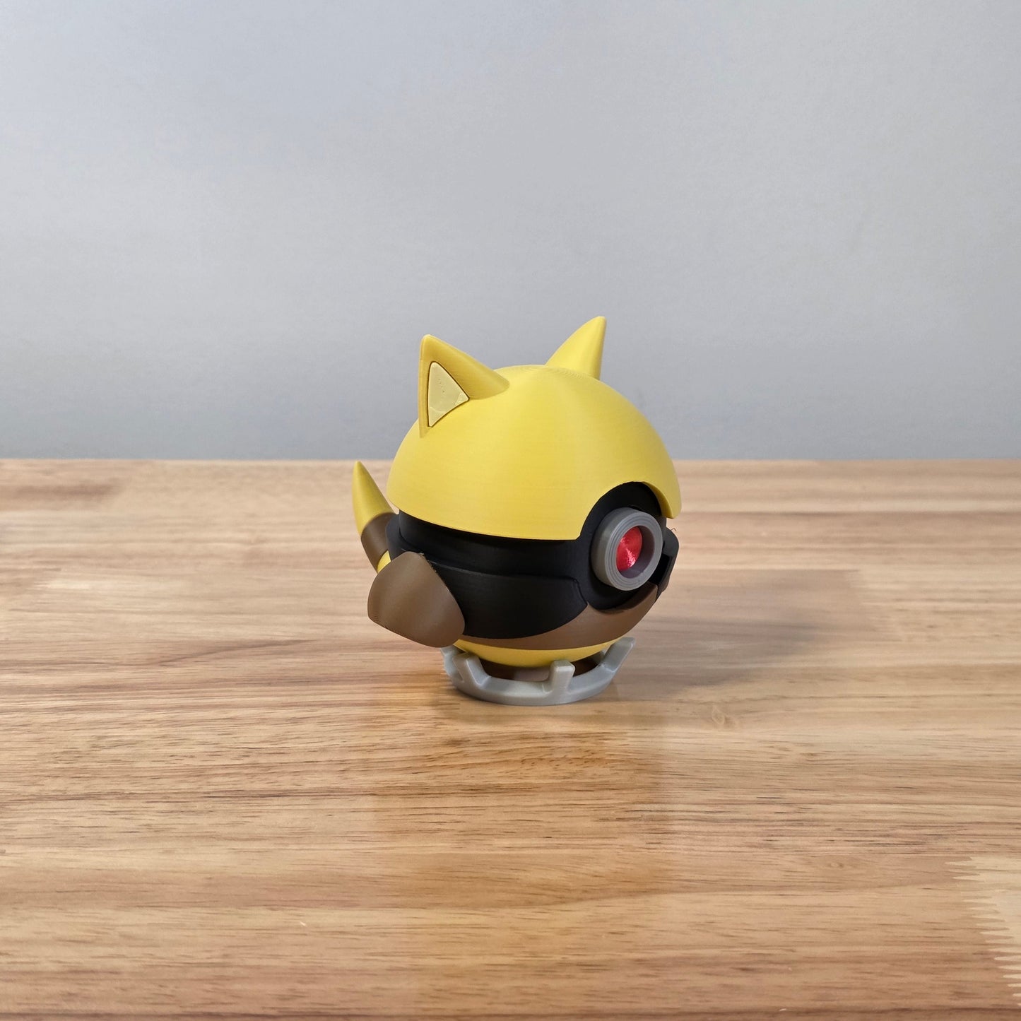 Abra Poke Ball | 3D Printed Display Ball