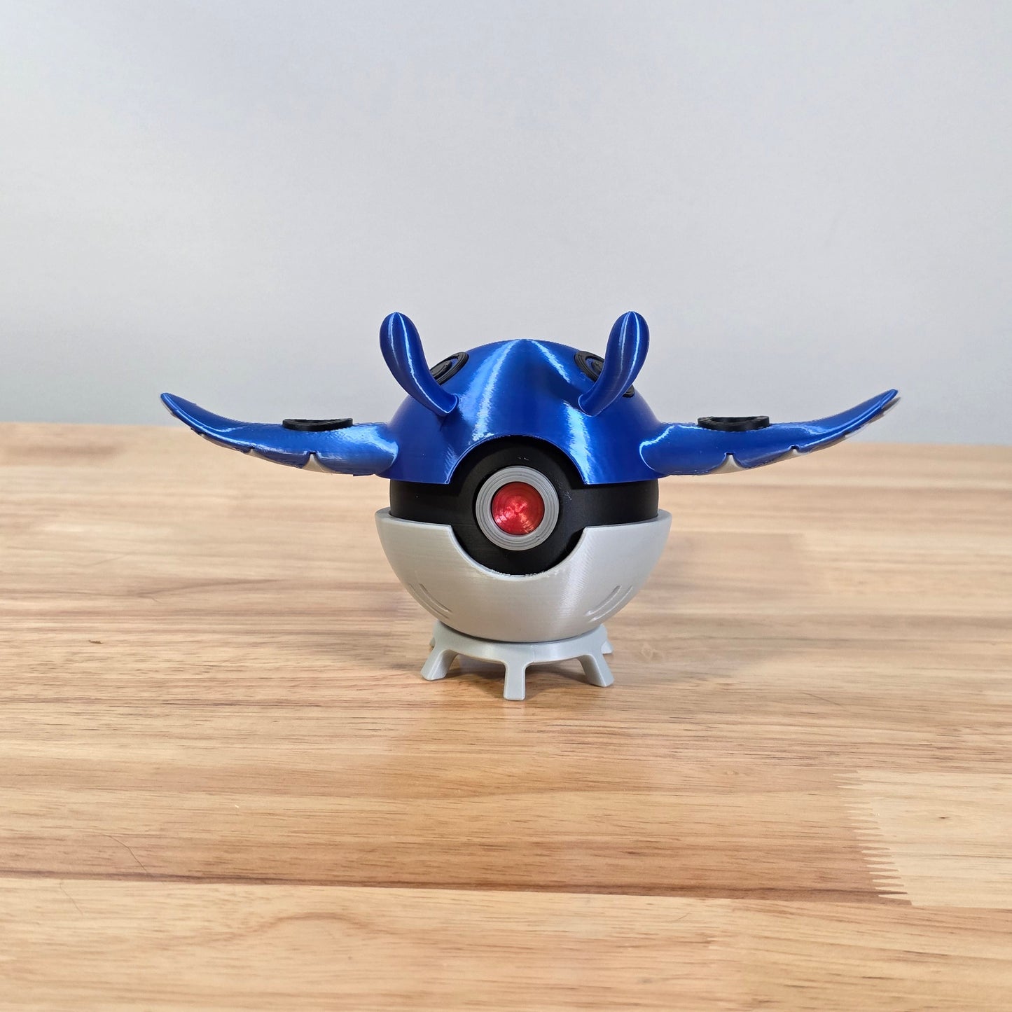 Mantine Poke Ball | 3D Printed Display Ball