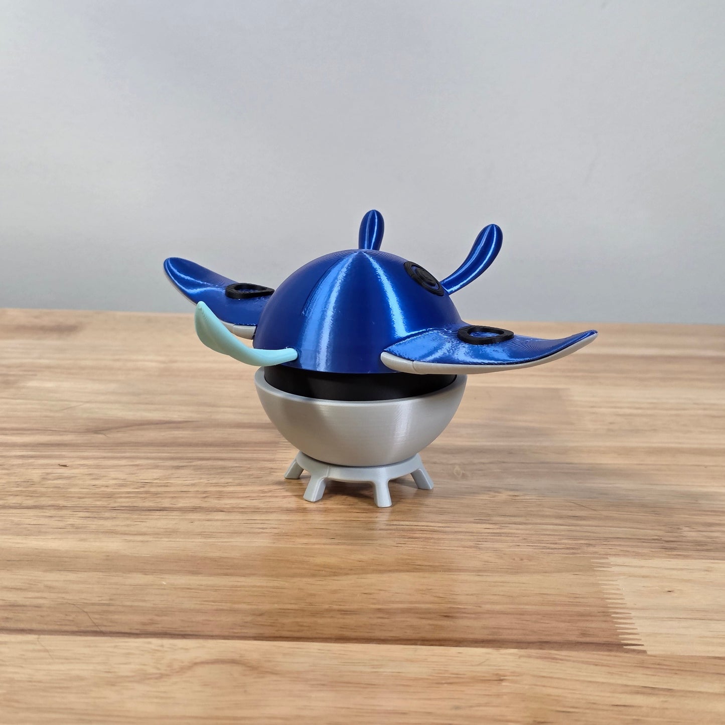 Mantine Poke Ball | 3D Printed Display Ball