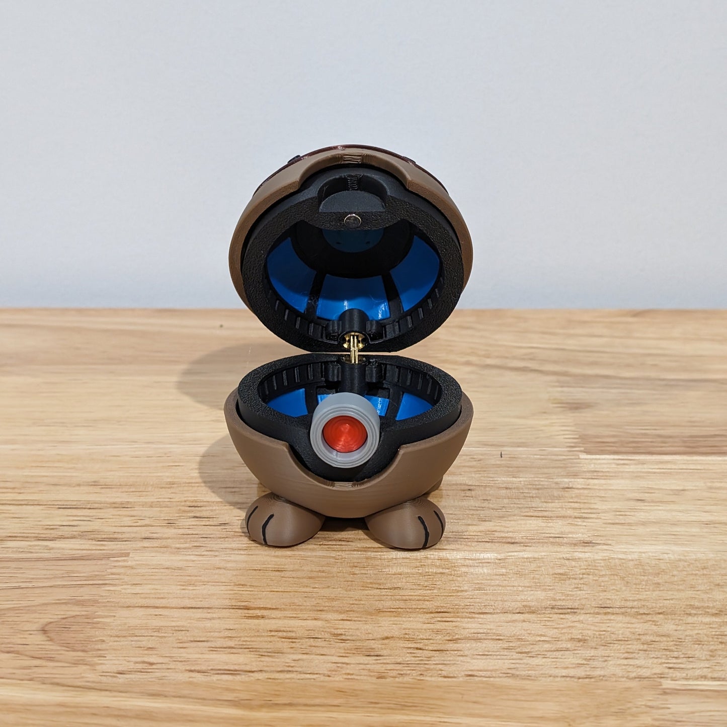 Clodsire Poke Ball | 3D Printed Display Ball