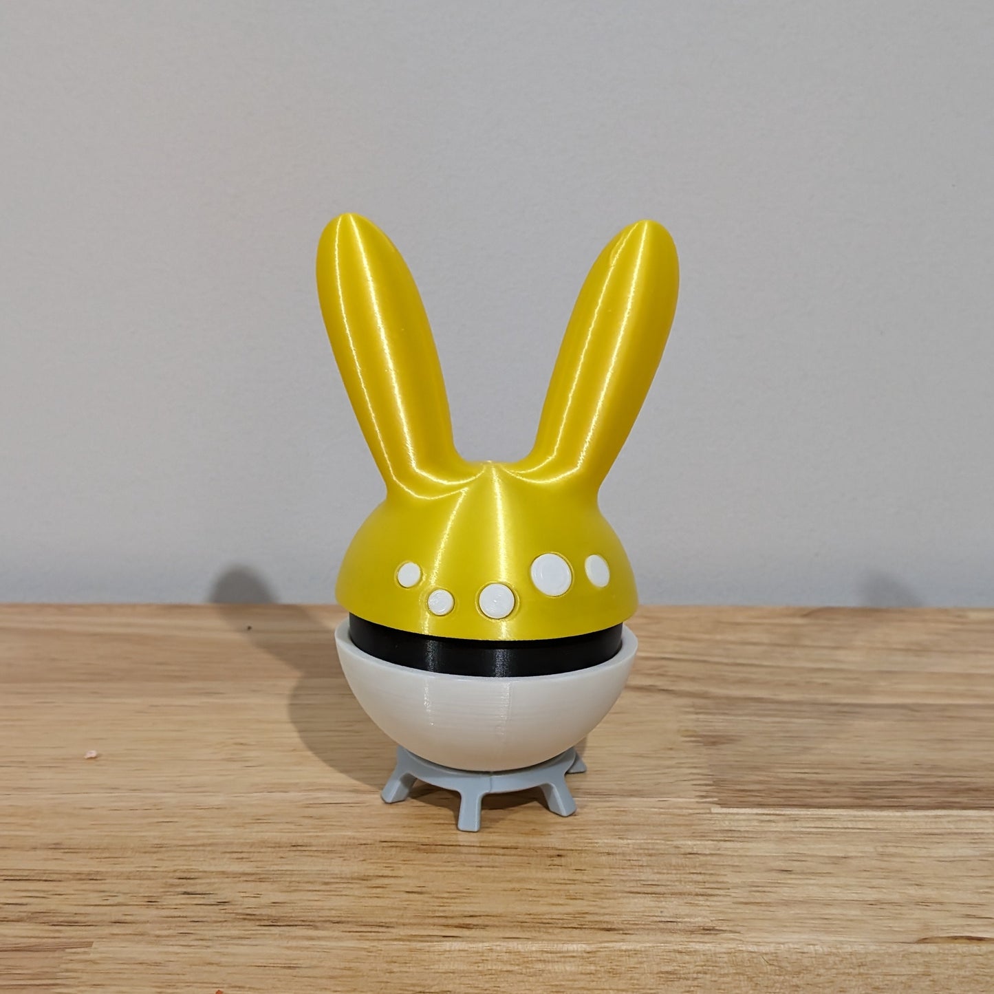 Azumarill Poke Ball | 3D Printed Display Ball