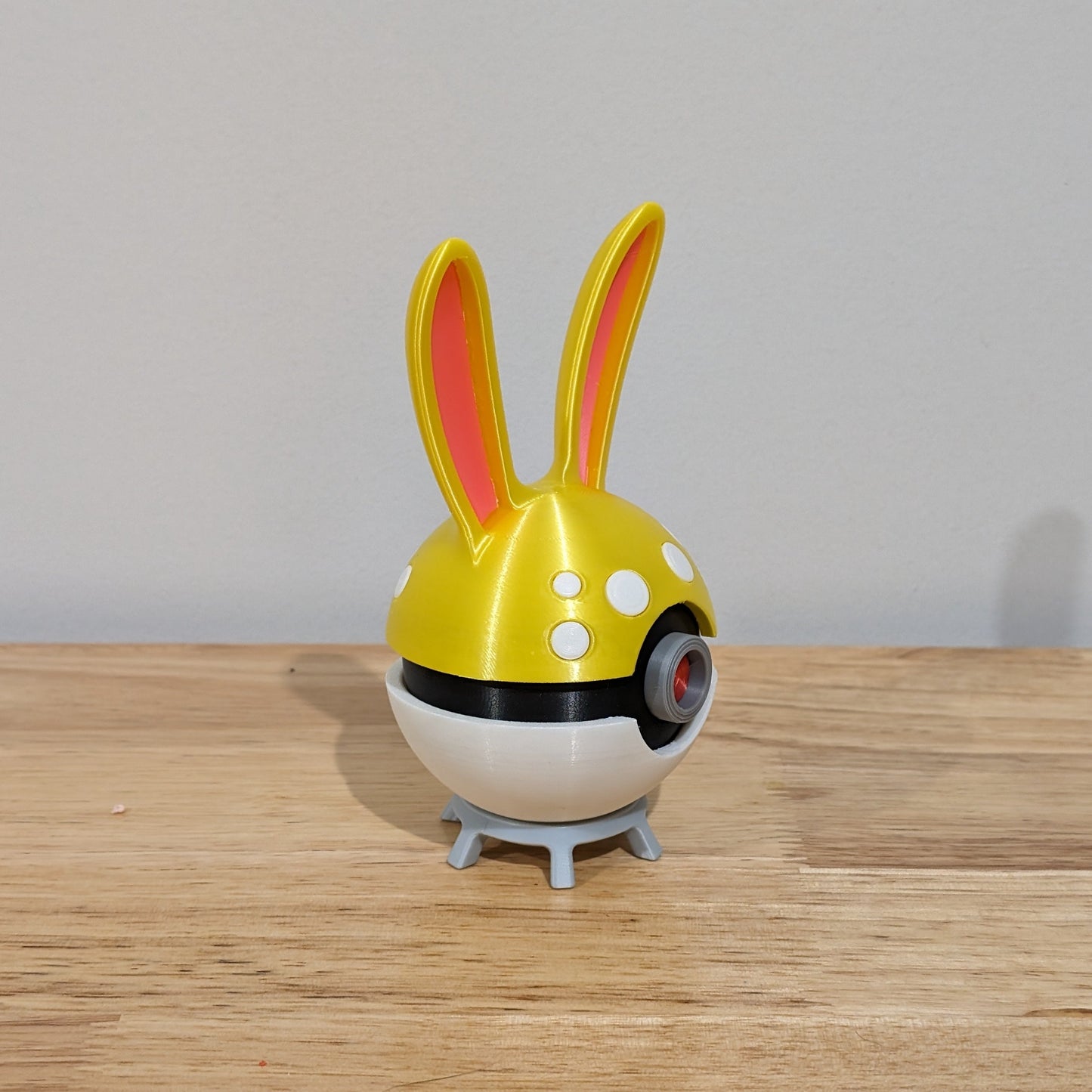 Azumarill Poke Ball | 3D Printed Display Ball