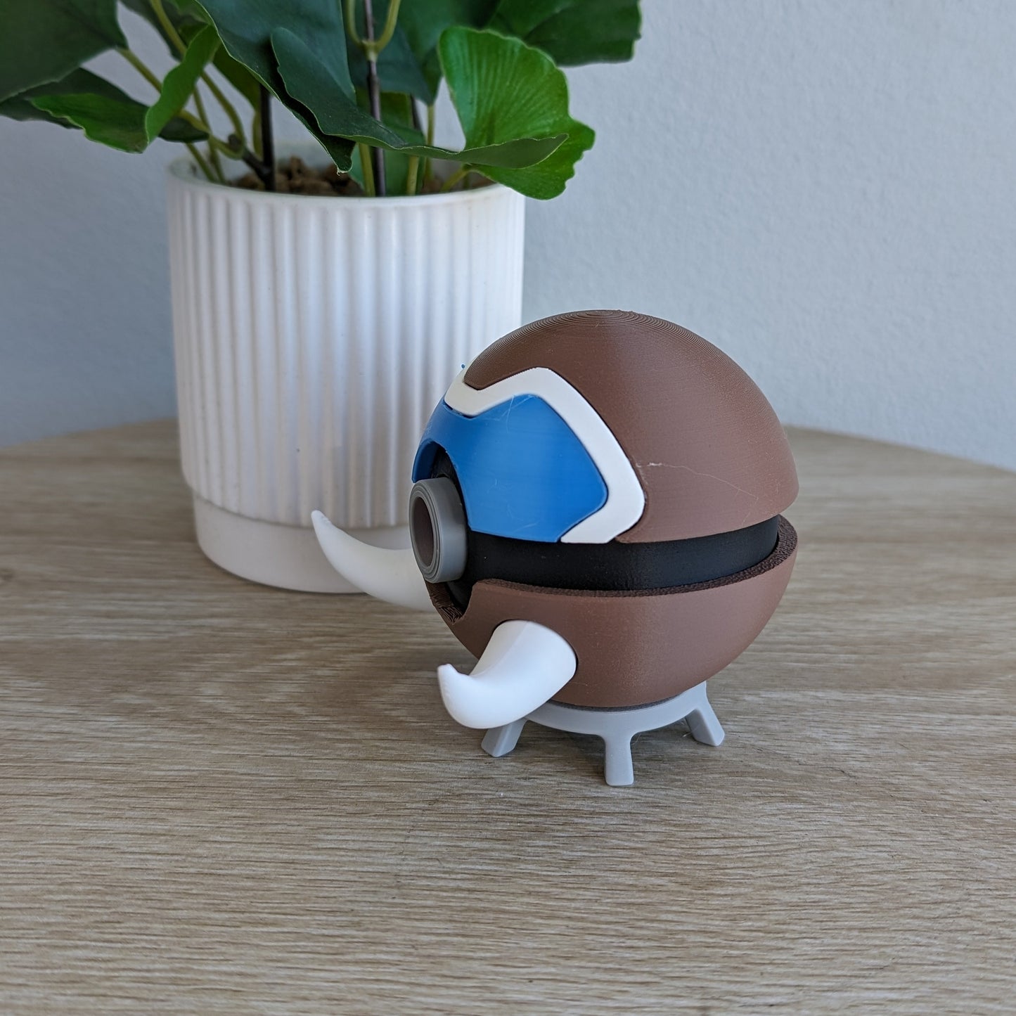 Mamoswine Poke Ball | 3D Printed Display Ball
