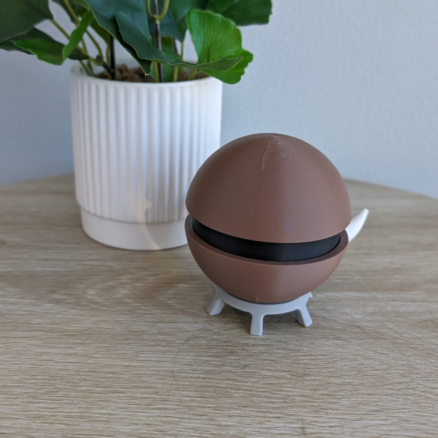 Mamoswine Poke Ball | 3D Printed Display Ball