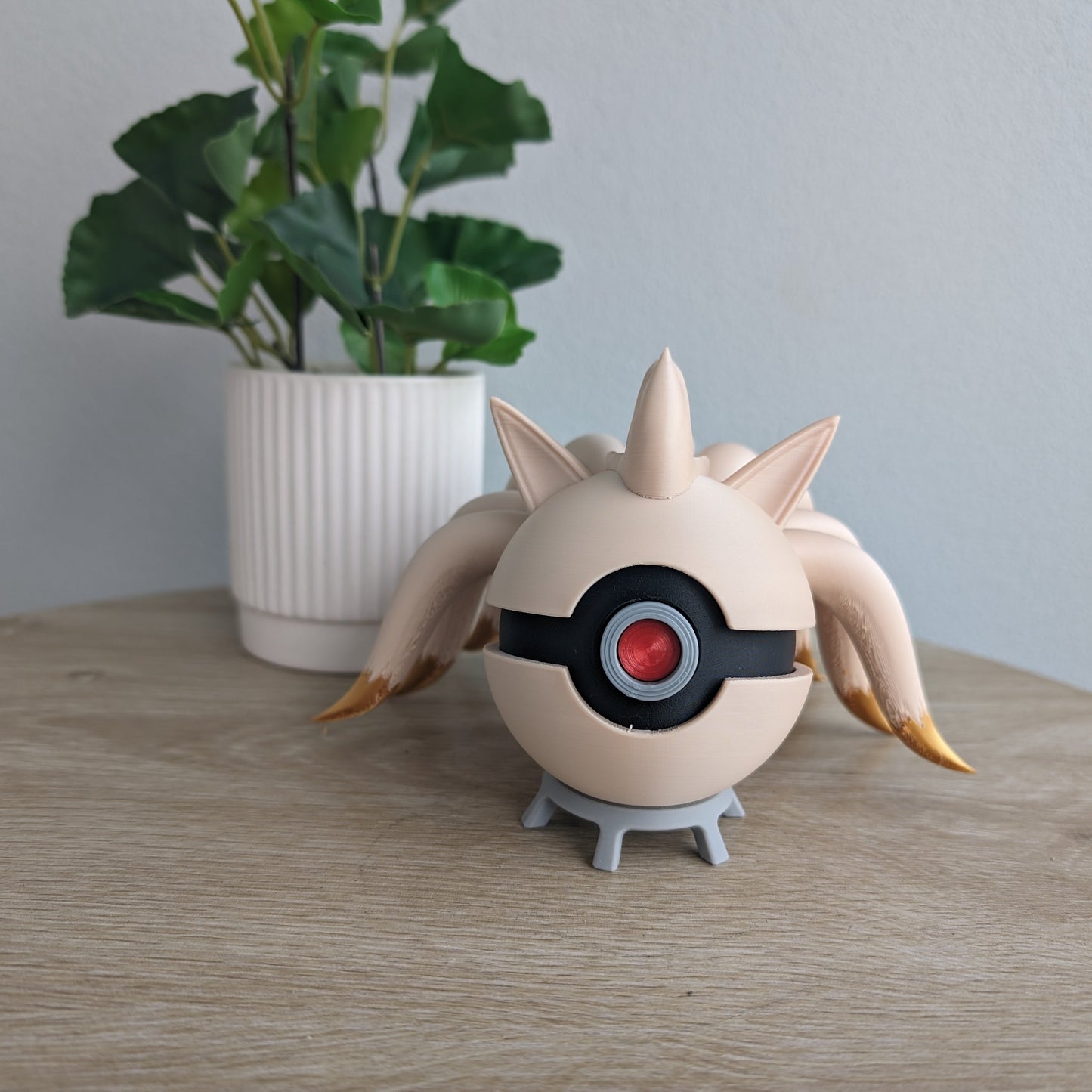 Ninetales Poke Ball | 3D Printed Display Ball