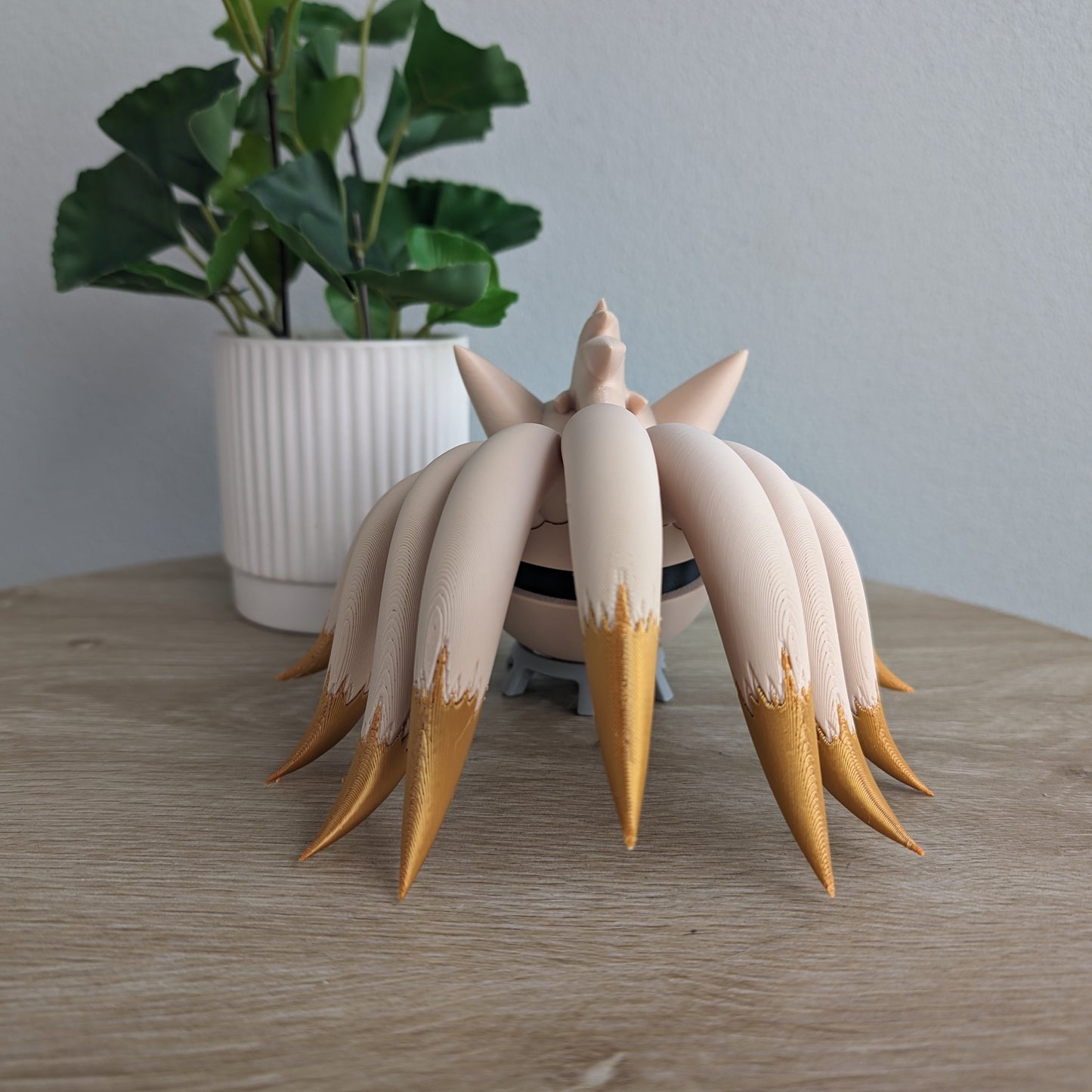 Ninetales Poke Ball | 3D Printed Display Ball