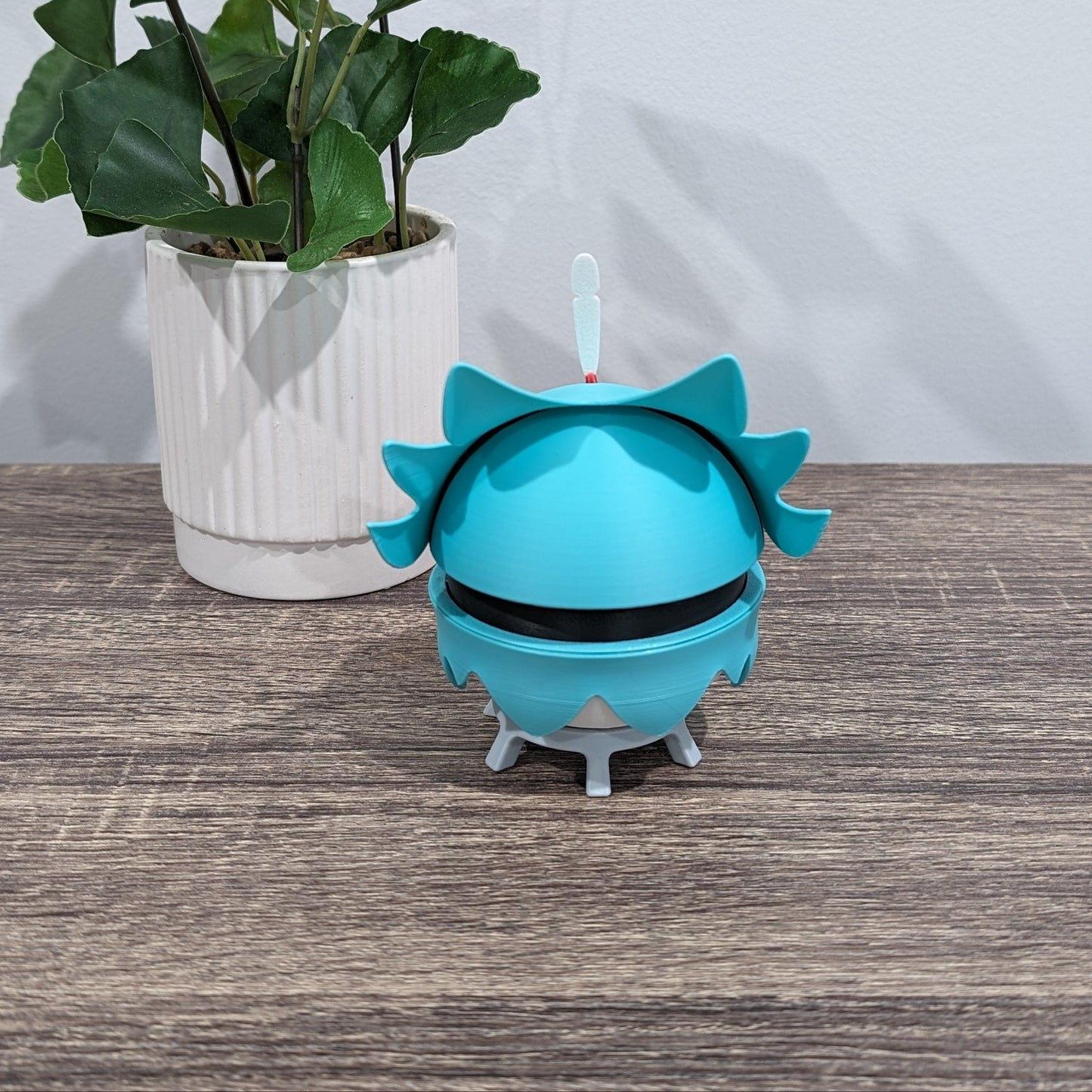 Decidueye Poke Ball | 3D Printed Display Ball