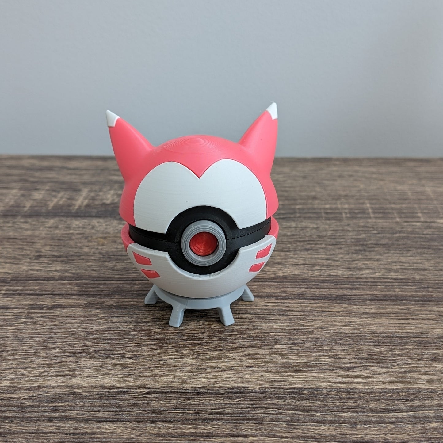 Furret Poke Ball | 3D Printed Display Ball