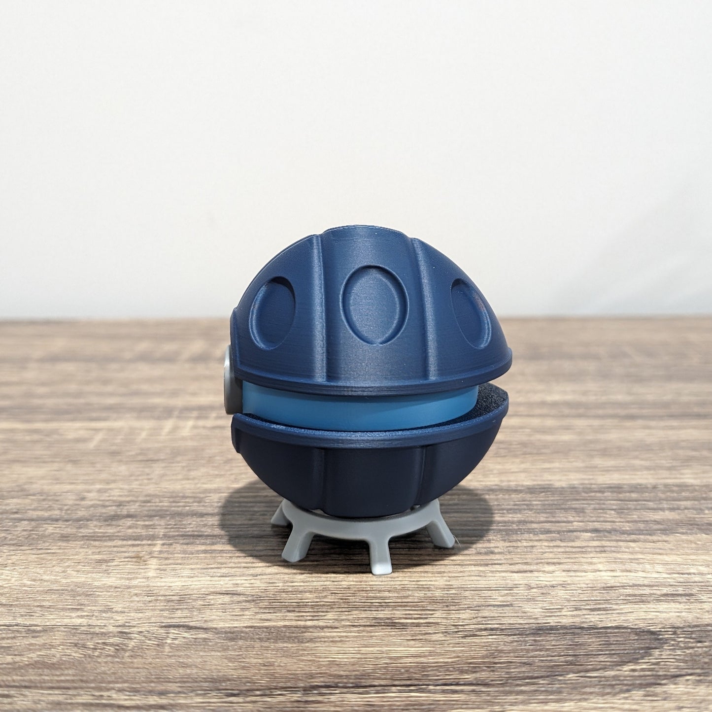 Tirtouga Poke Ball | 3D Printed Display Ball