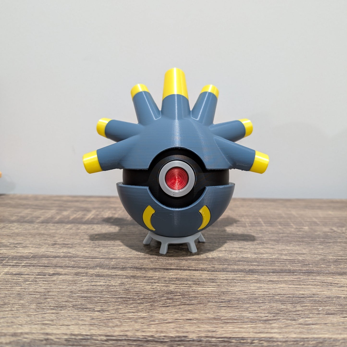 Exploud Poke Ball | 3D Printed Display Ball