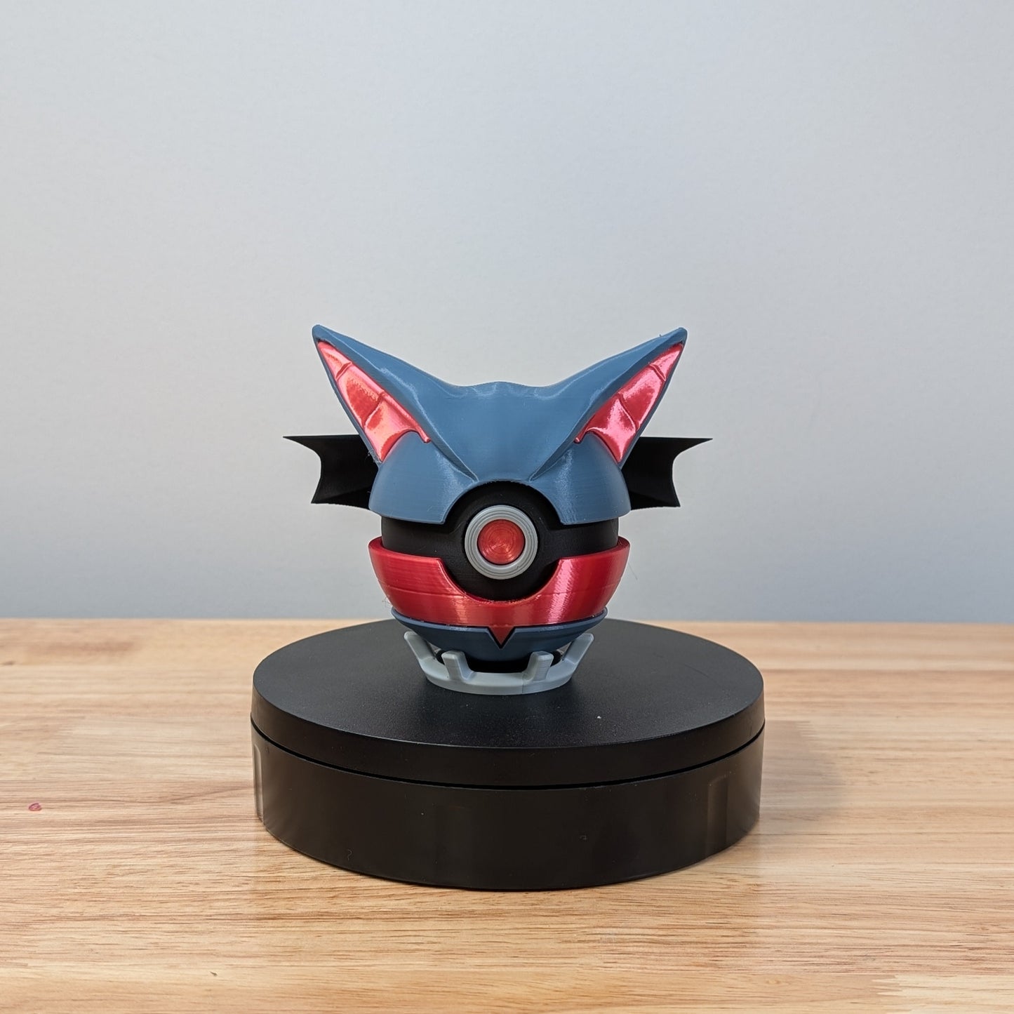 Gliscor Poke Ball | 3D Printed Display Ball