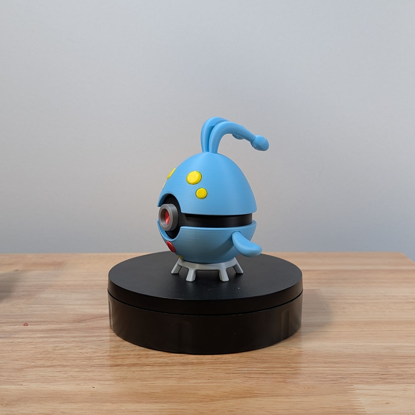 Manaphy Poke Ball | 3D Printed Display Ball
