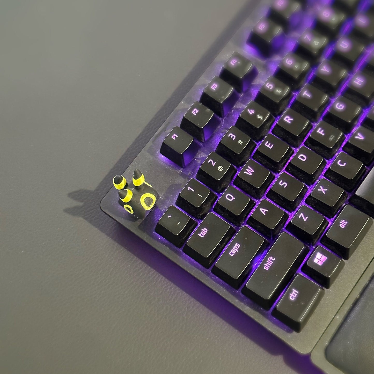 Umbreon Key Cap