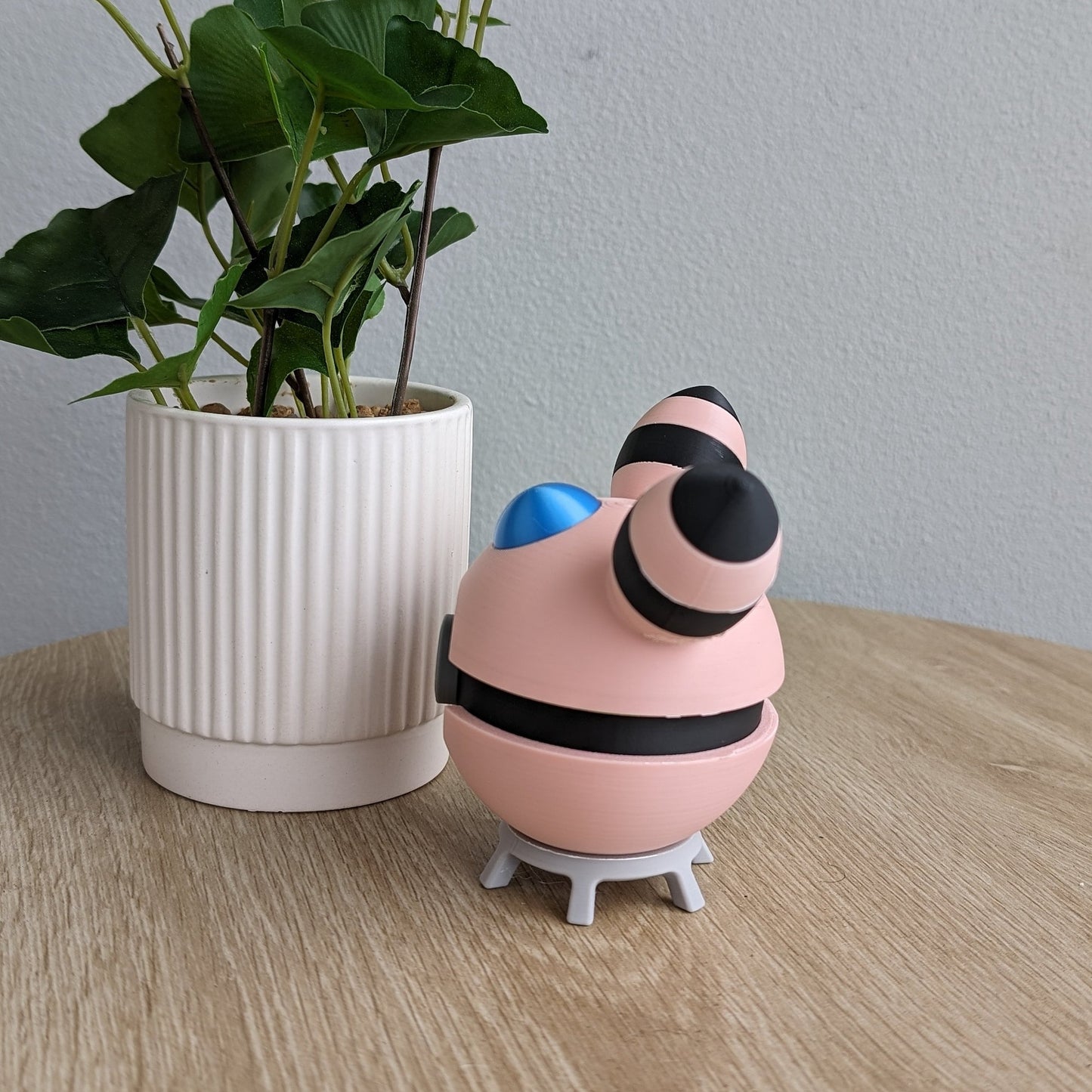 Ampharos Poke Ball | 3D Printed Display Ball