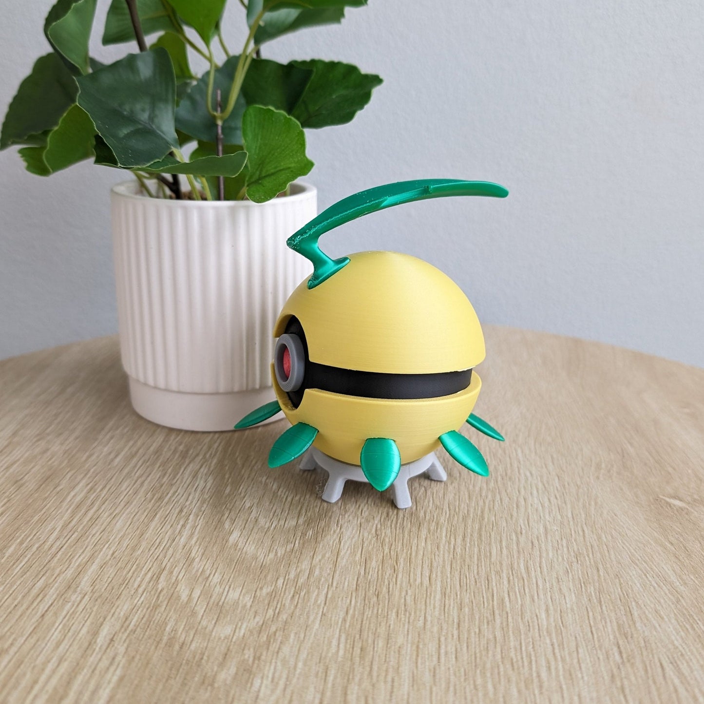 Bayleef Poke Ball | 3D Printed Display Ball