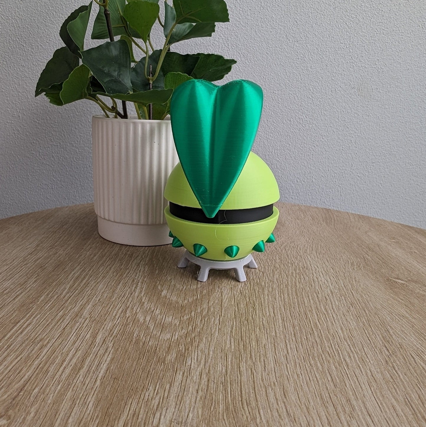 Chikorita Poke Ball | 3D Printed Display Ball