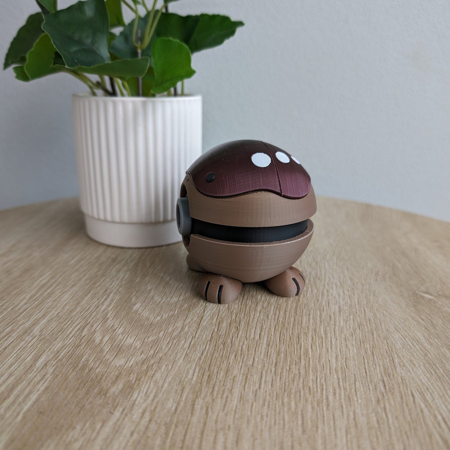 Clodsire Poke Ball | 3D Printed Display Ball