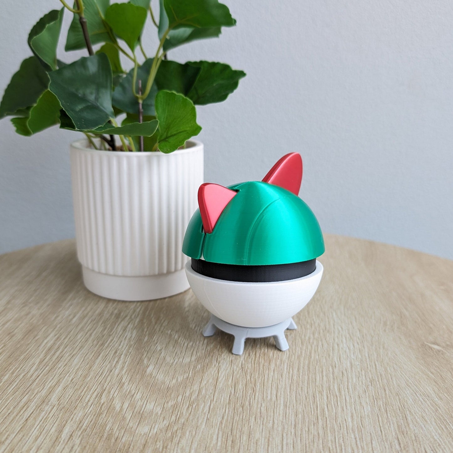 Ralts Poke Ball | 3D Printed Display Ball