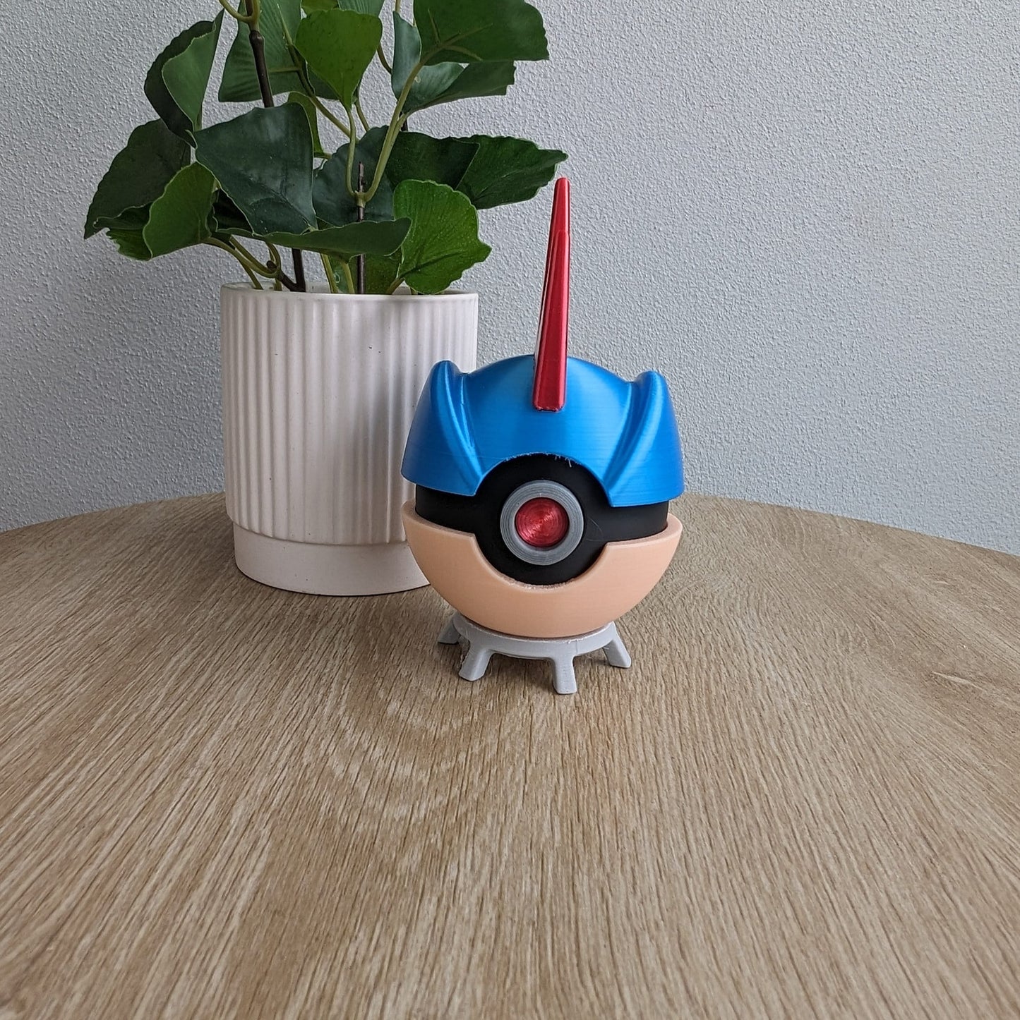 Feraligatr Poke Ball | 3D Printed Display Ball