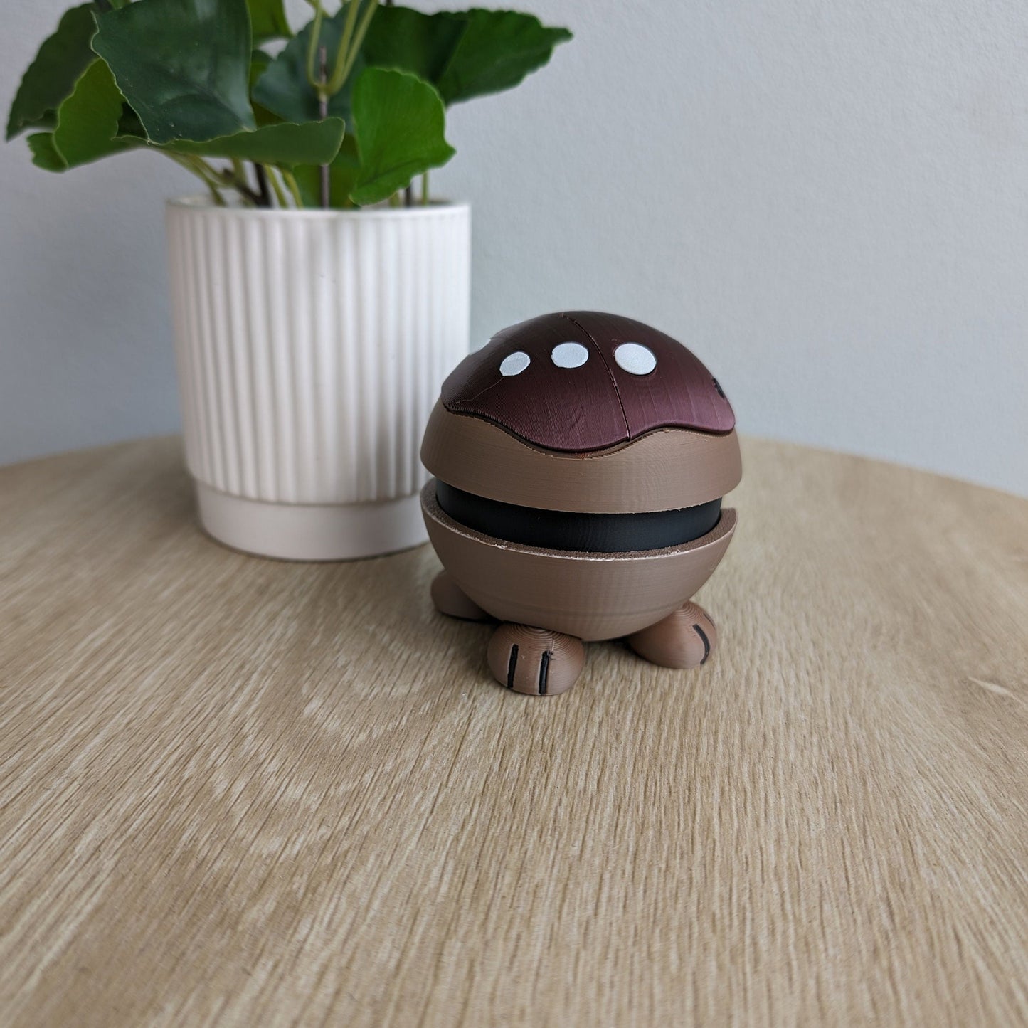Clodsire Poke Ball | 3D Printed Display Ball