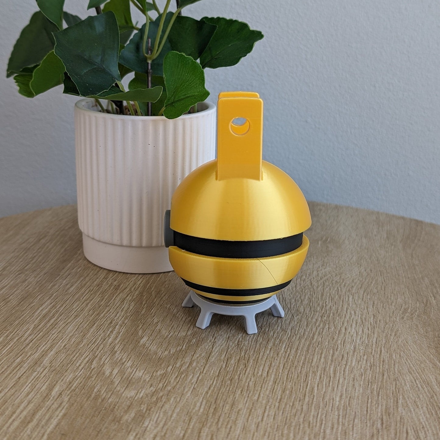 Elekid Poke Ball | 3D Printed Display Ball