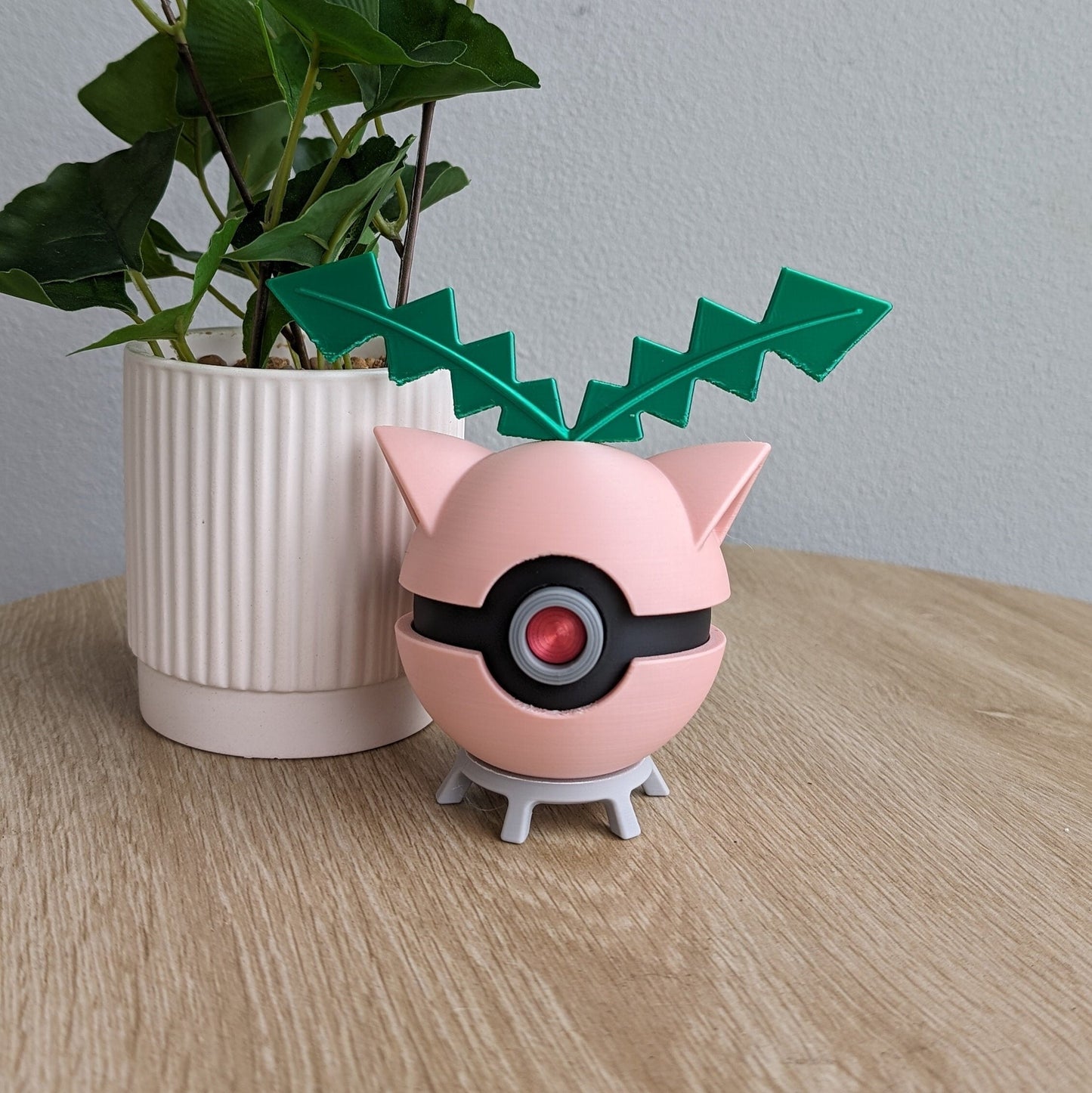 Hoppip Poke Ball | 3D Printed Display Ball
