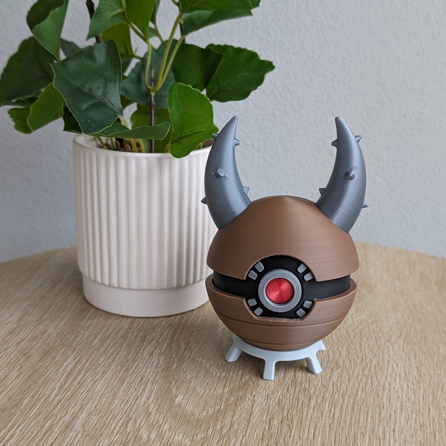 Pinsir Poke Ball | 3D Printed Display Ball