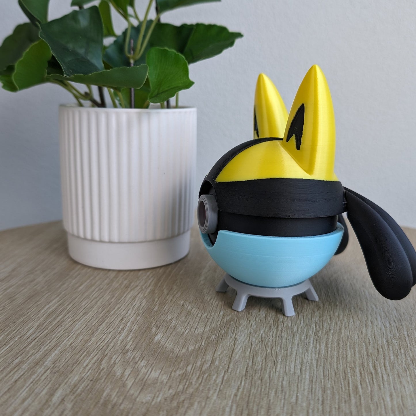 Lucario Poke Ball | 3D Printed Display Ball