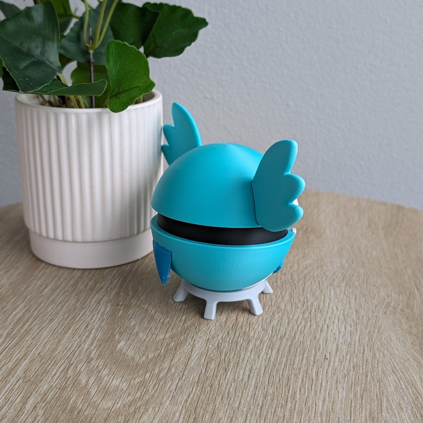 Rowlet Poke Ball | 3D Printed Display Ball