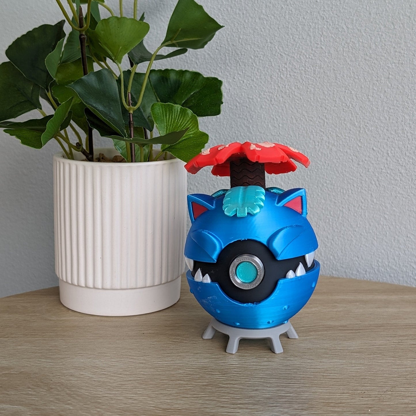 Venusaur Poke Ball | 3D Printed Display Ball