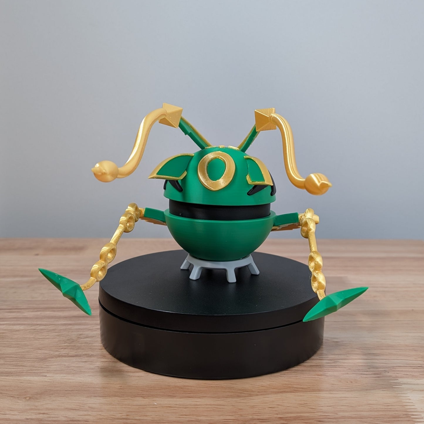 Rayquaza (Mega) Poke Ball | 3D Printed Display Ball