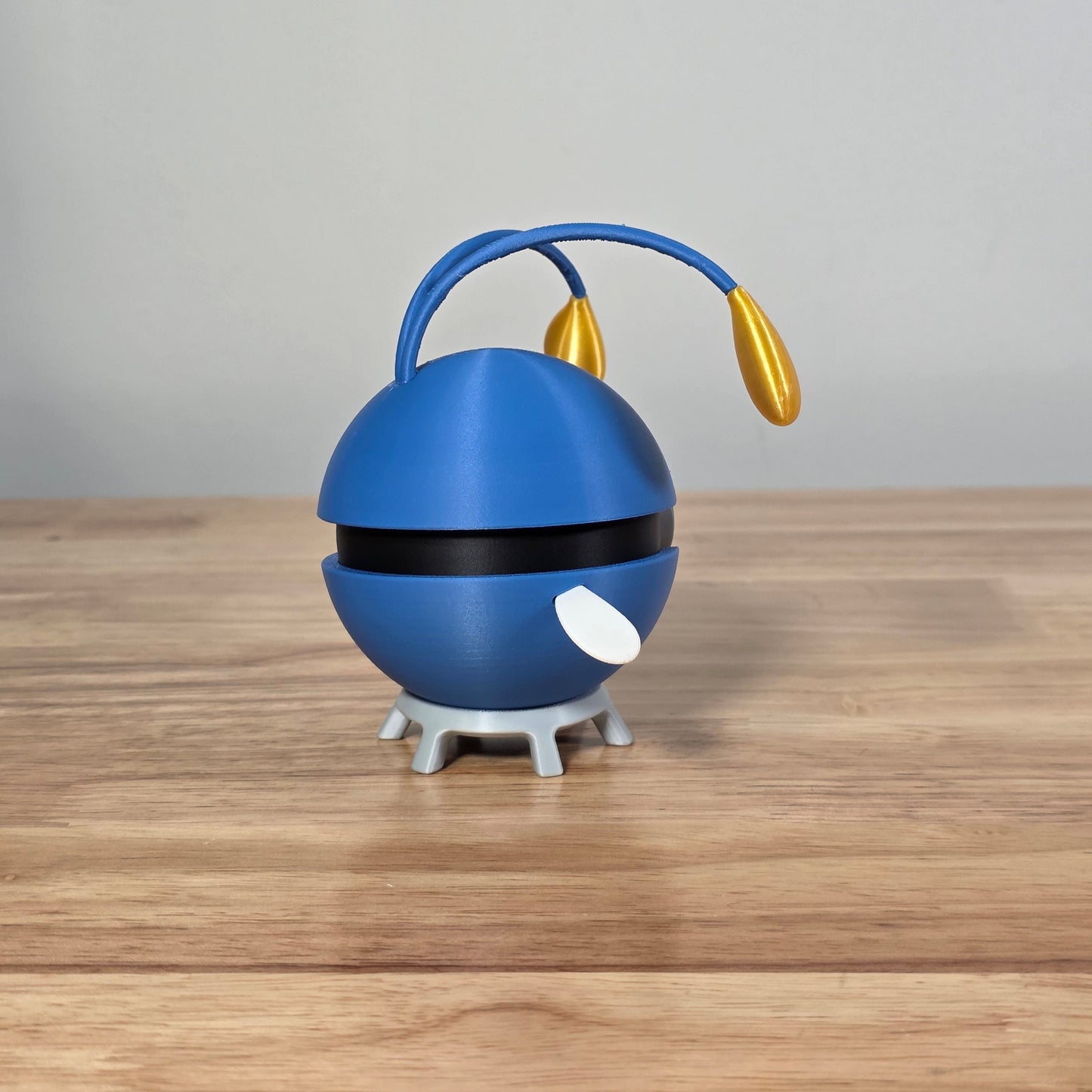 Chinchou Poke Ball | 3D Printed Display Ball