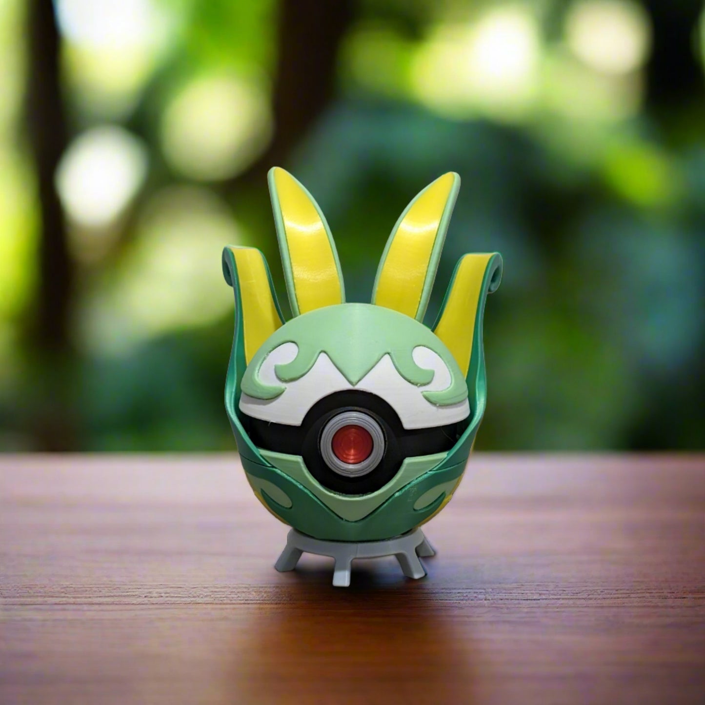 Serperior Poke Ball | 3D Printed Display Ball