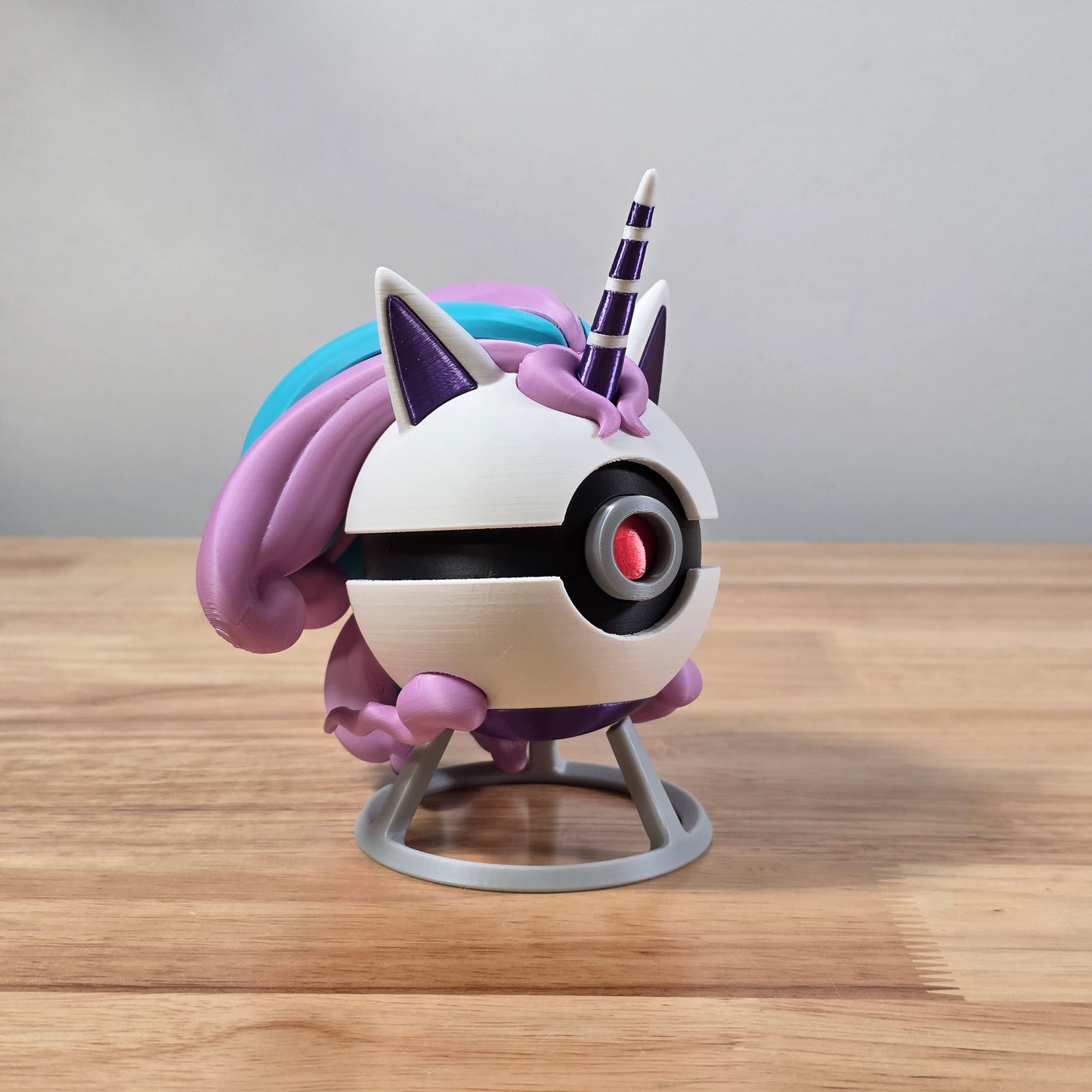 Rapidash (Galarian) Themed Ball