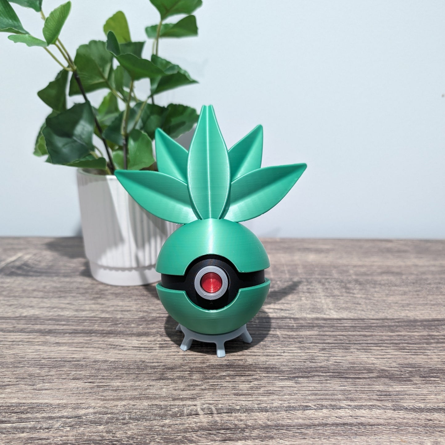 Oddish Poke Ball | 3D Printed Display Ball