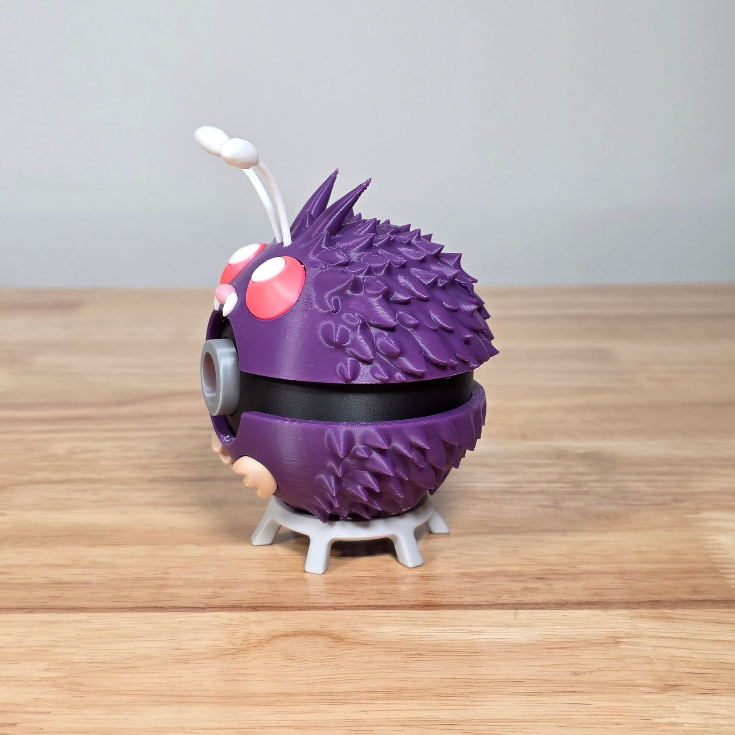 Venonat Themed Ball