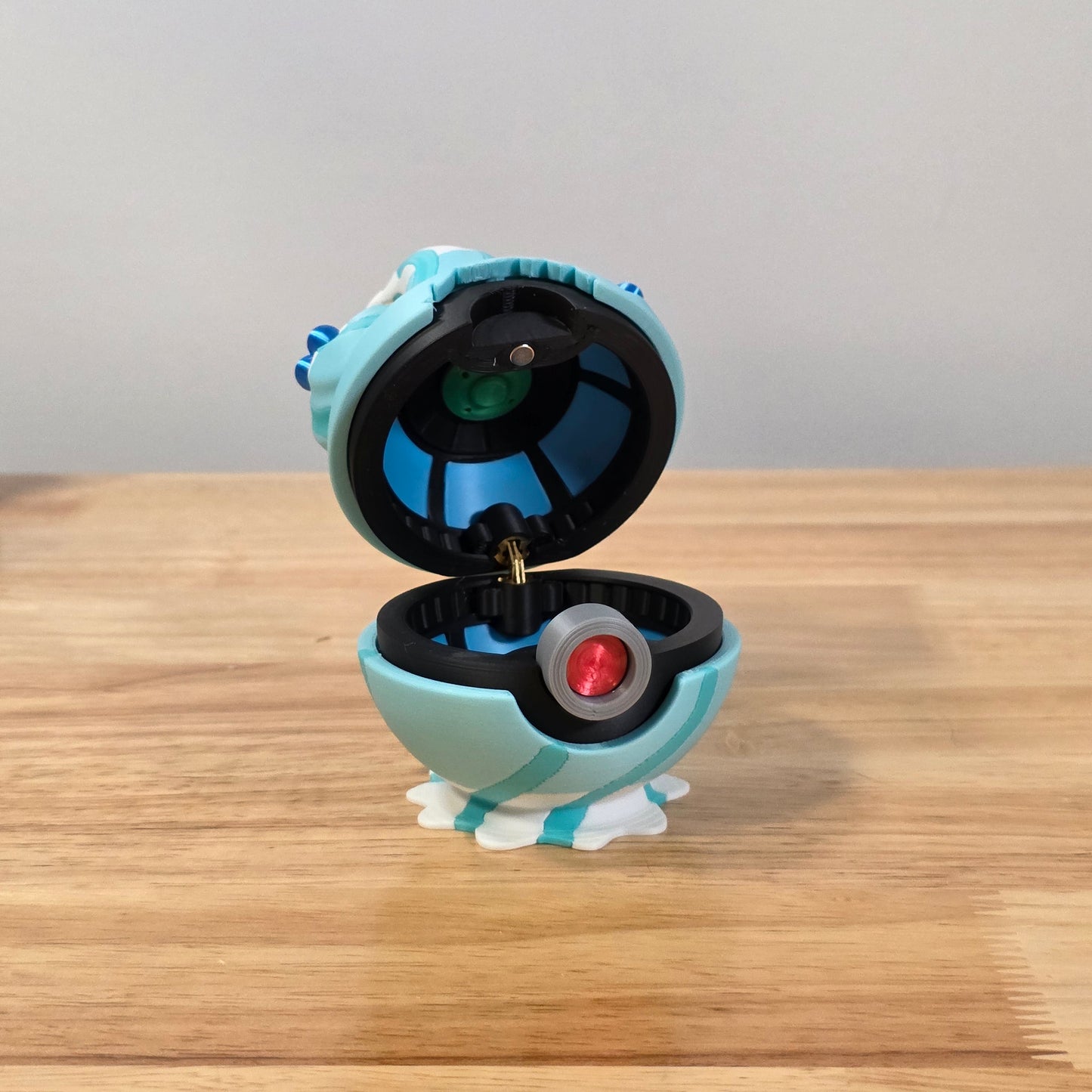 Alcremie Poke Ball | 3D Printed Display Ball