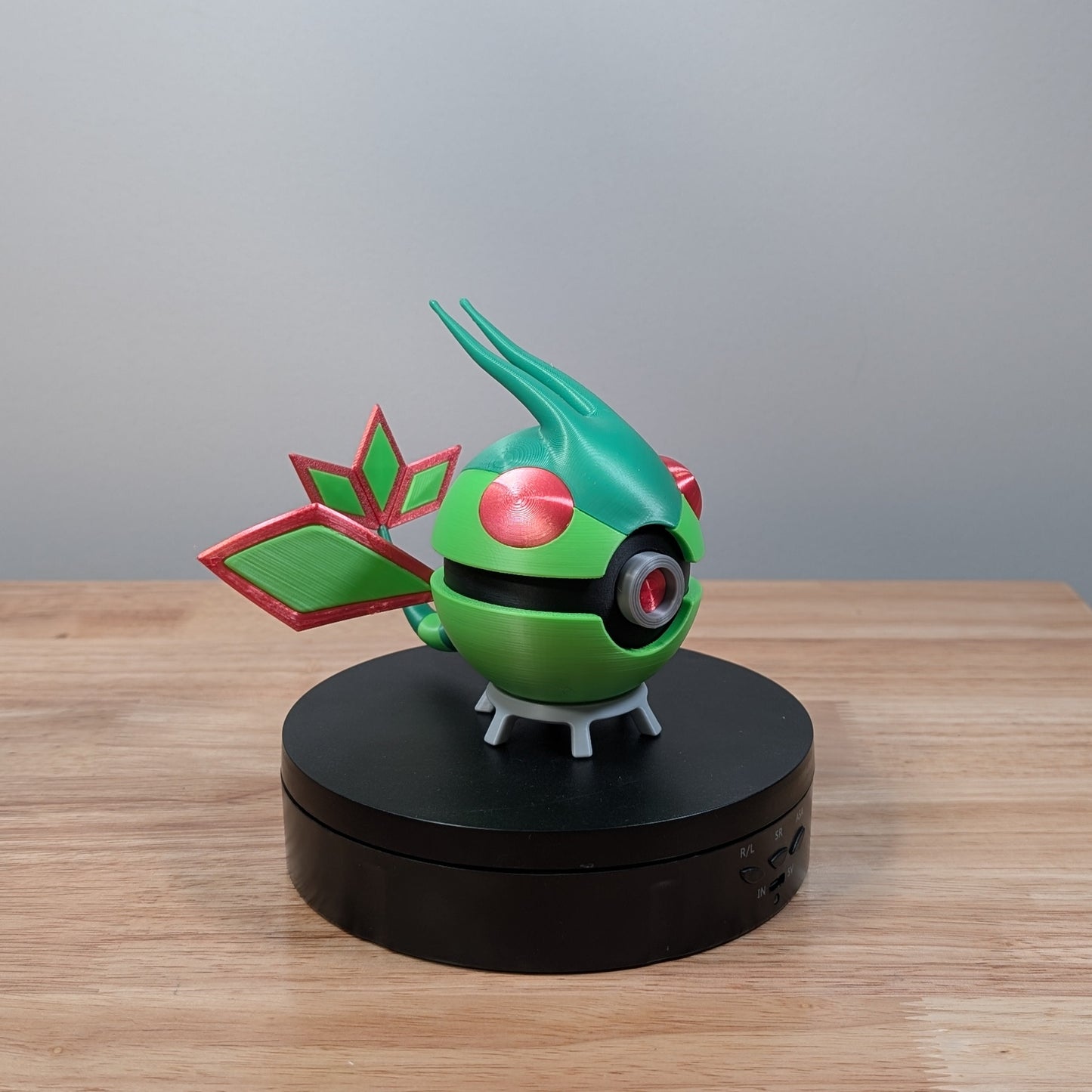 Flygon Poke Ball | 3D Printed Display Ball