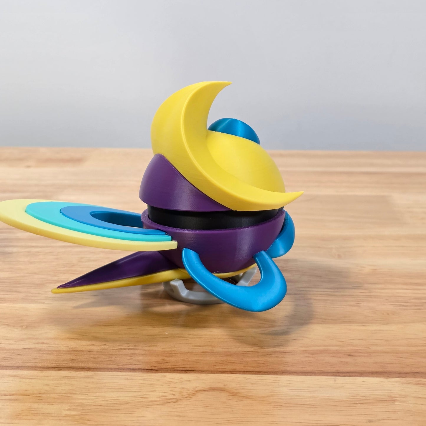 Cresselia Poke Ball | 3D Printed Display Ball