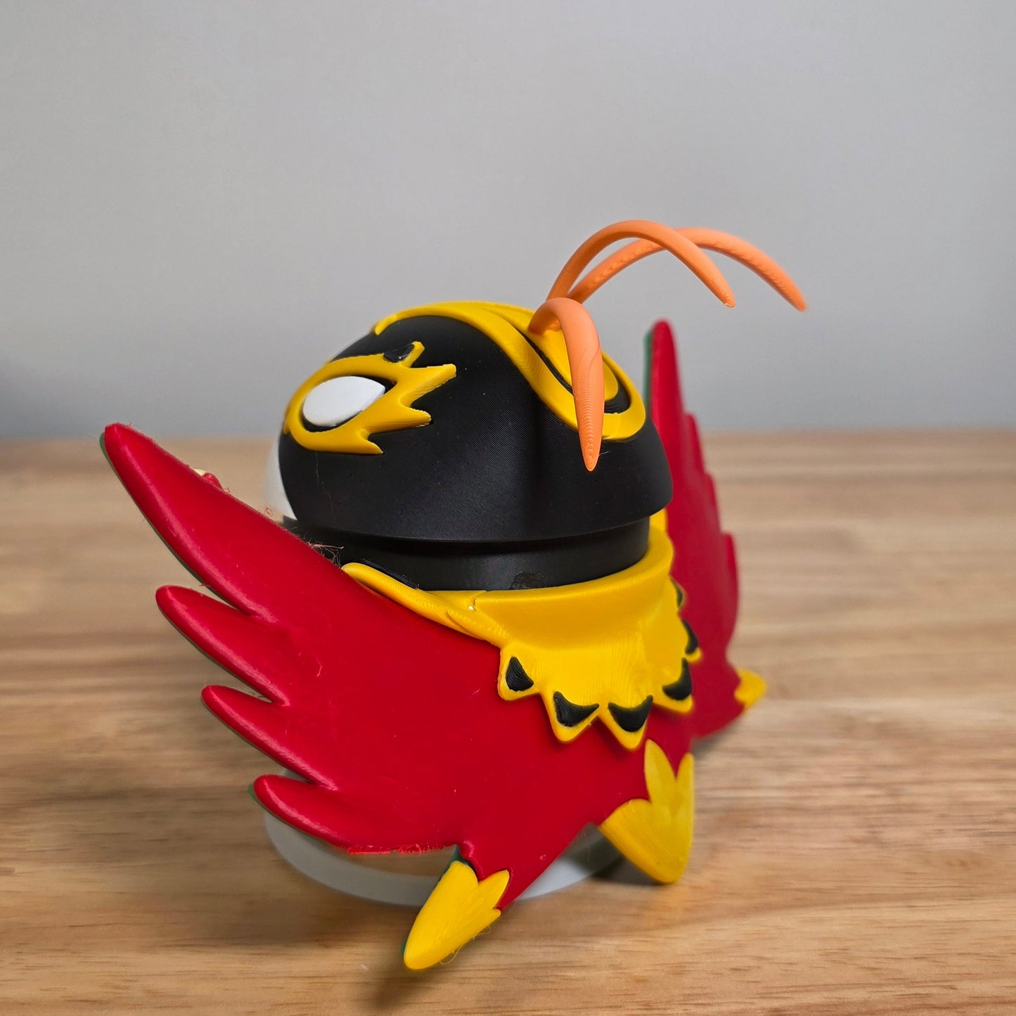 Hawlucha (Mega) Poke Ball | 3D Printed Display Ball