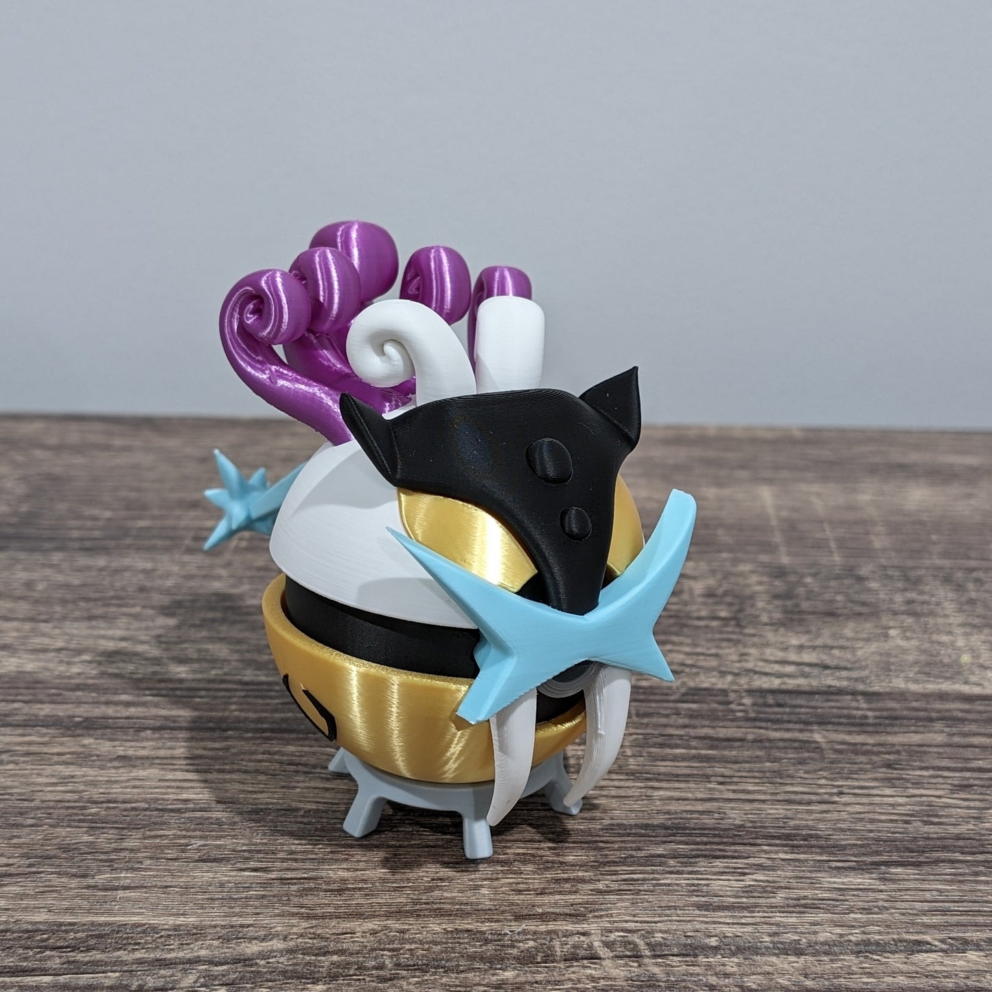 Raikou Poke Ball | 3D Printed Display Ball