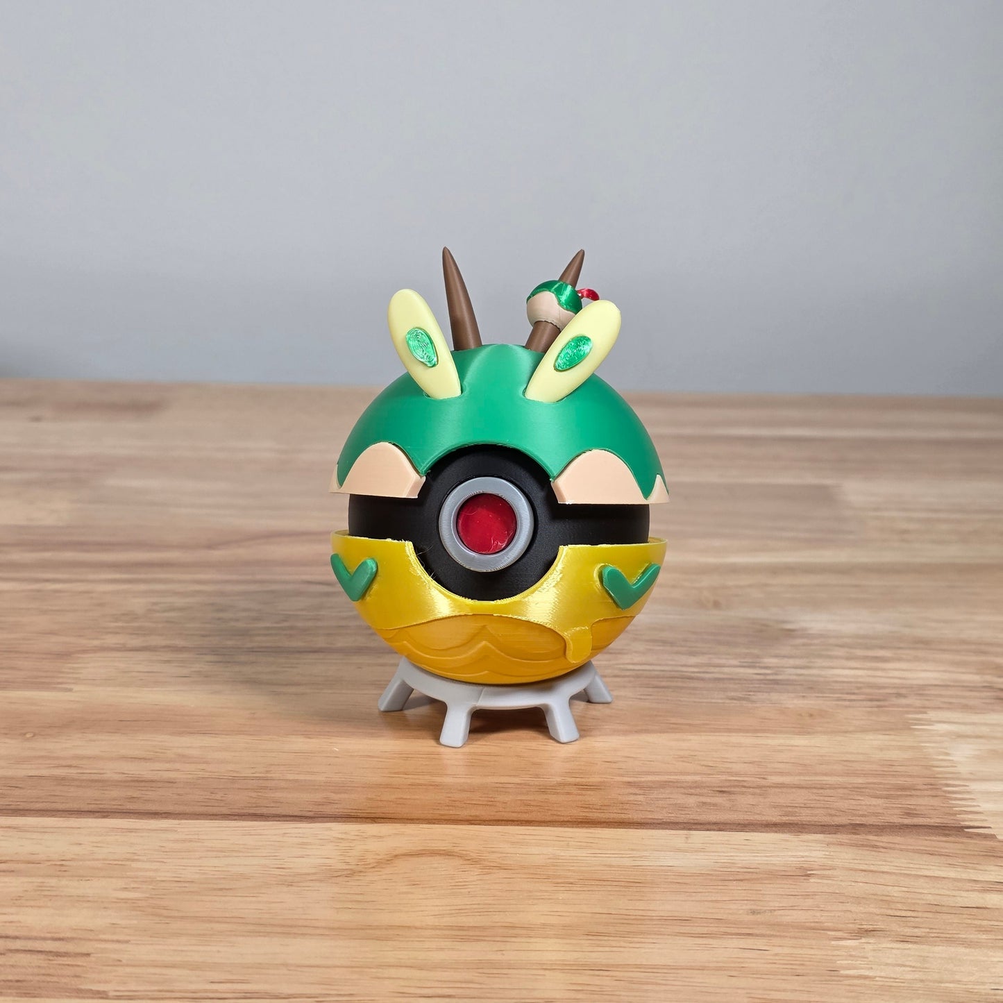 Hydrapple Themed Ball