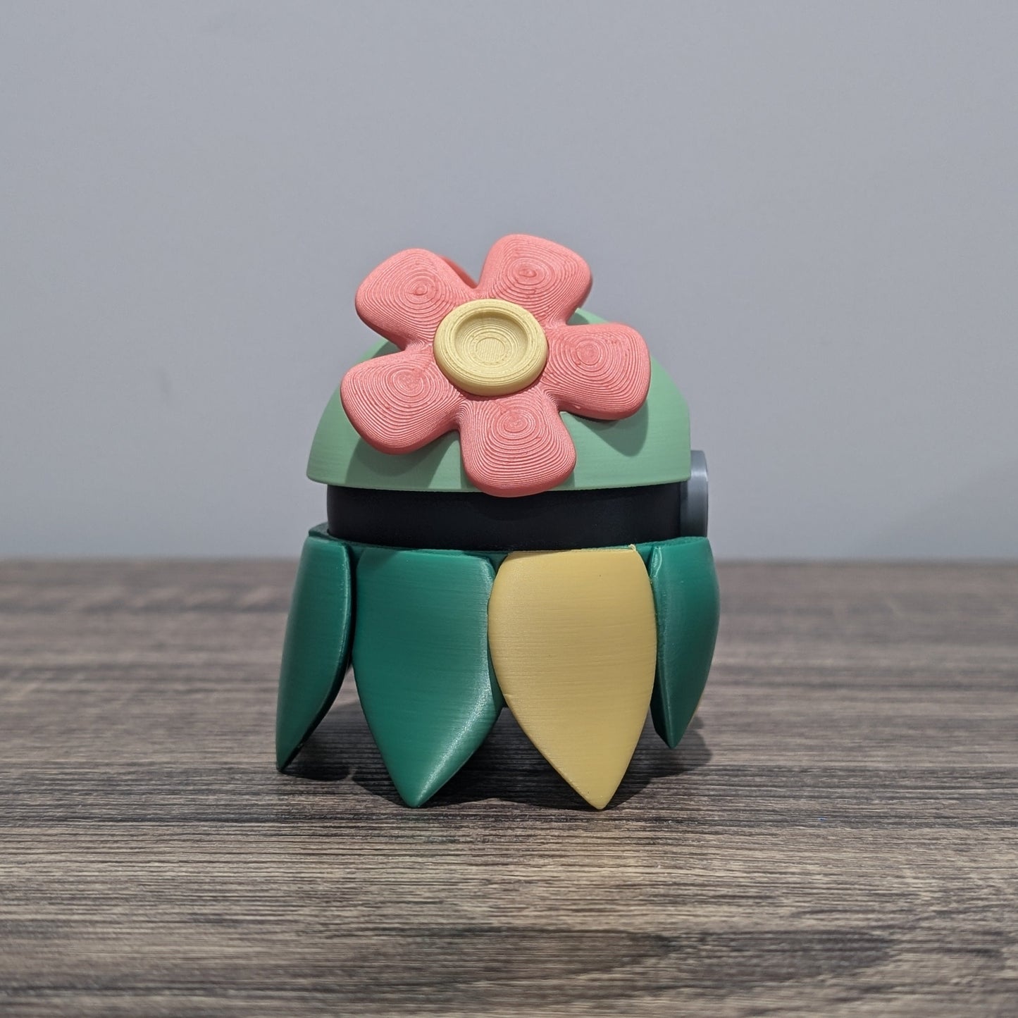 Bellossom Poke Ball | 3D Printed Display Ball
