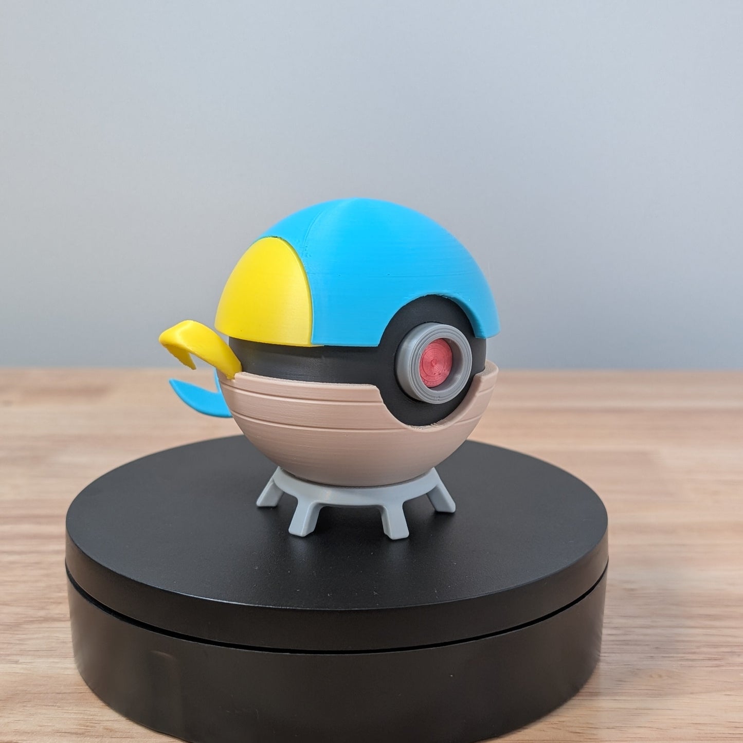 Snivy Poke Ball | 3D Printed Display Ball