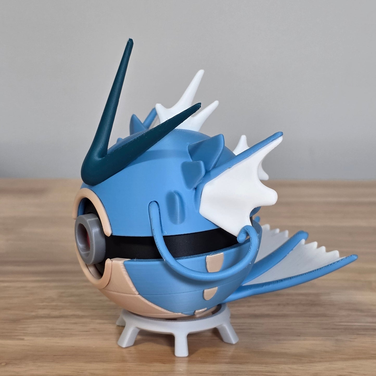 Gyarados Poke Ball | 3D Printed Display Ball