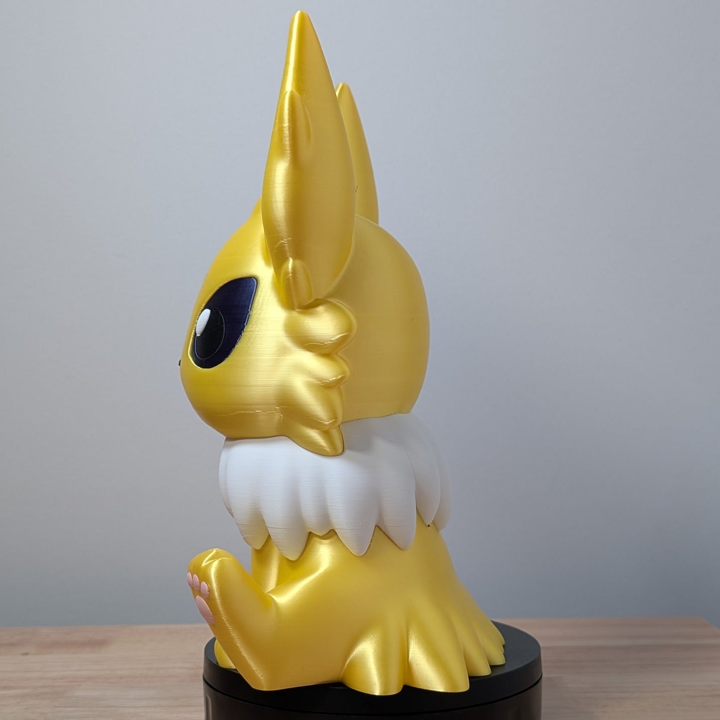 Jolteon Figurine