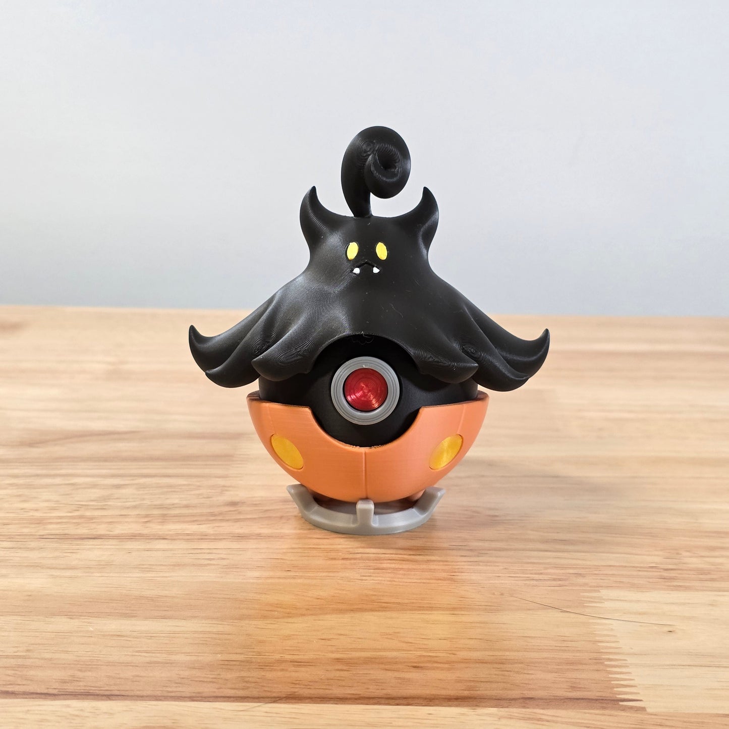 Pumpkaboo Themed Pokeball