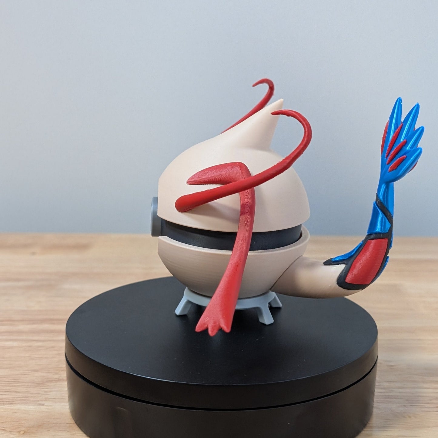 Milotic Poke Ball | 3D Printed Display Ball
